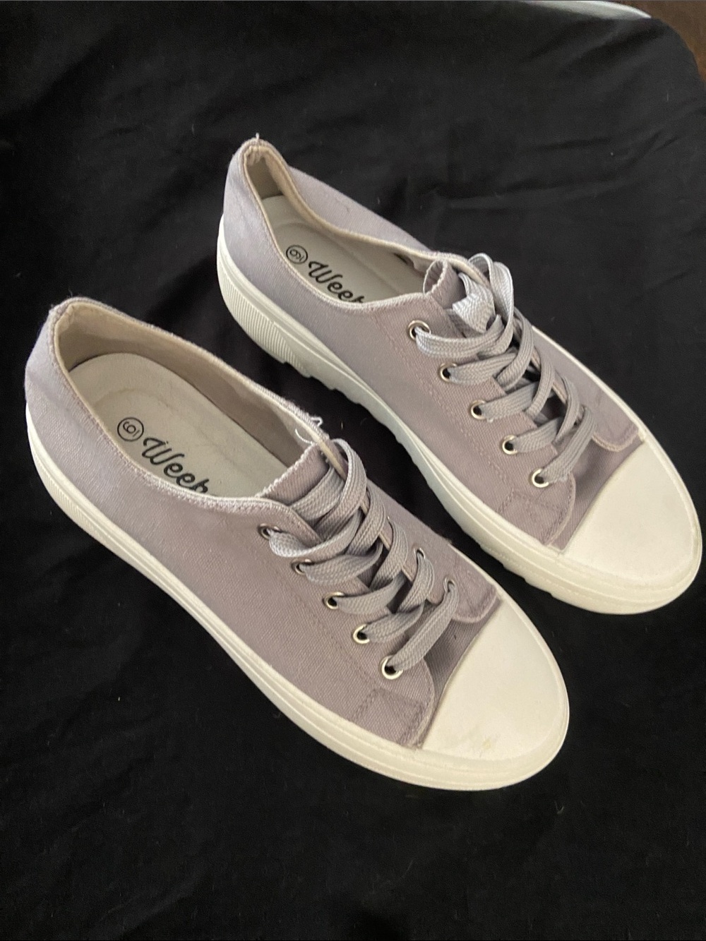 Weeboo Women's Low-Top Grey Canvas Sneakers